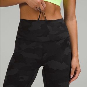 Wunder Train Hi-Rise Tight 23in